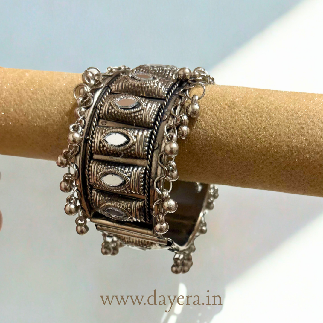 Vatsala Kada – Handcrafted Silver Oxidized Bangle by DAYERA