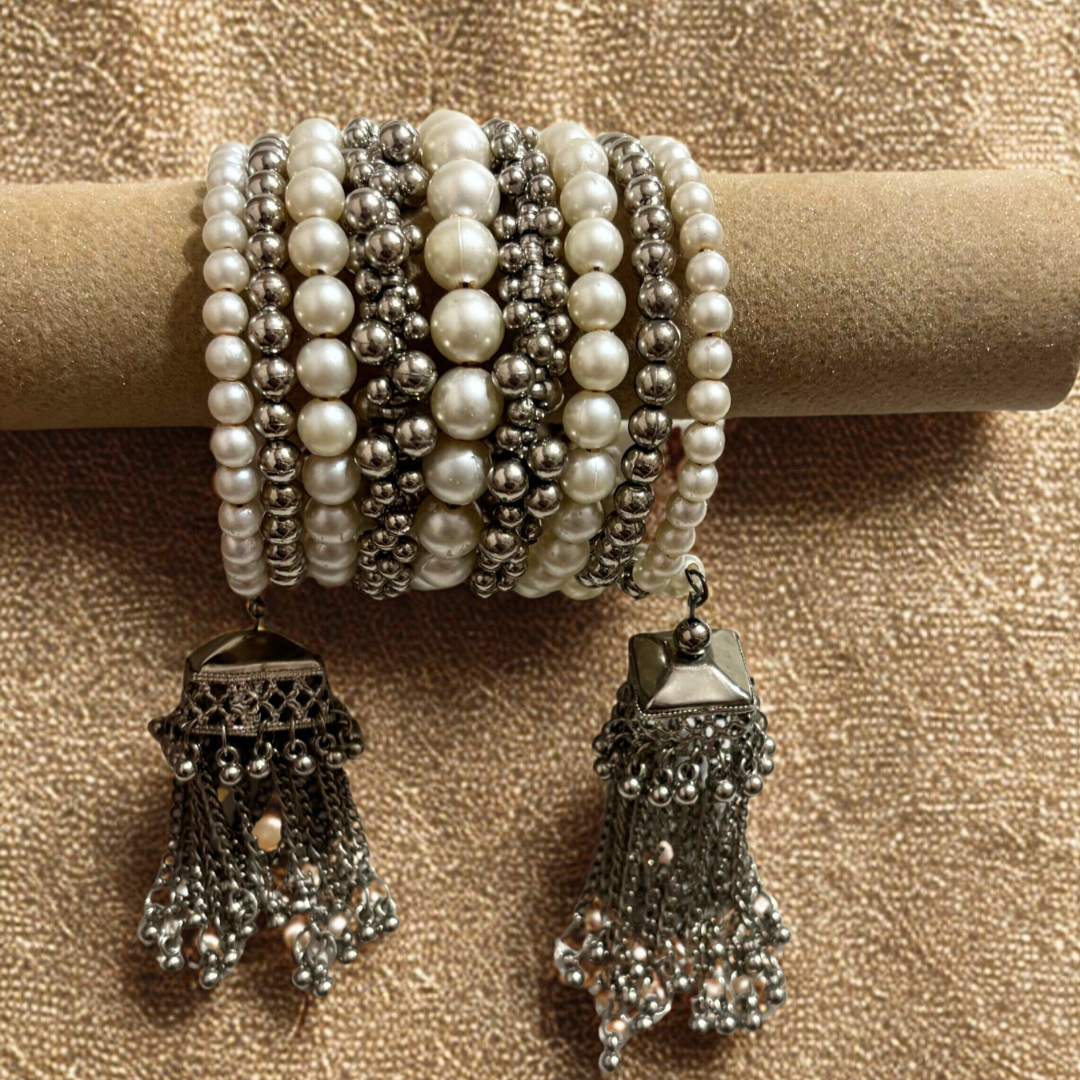 Taarini Spiral Bangles – Handcrafted Premium Silver Oxidized Jewelry by DAYERA