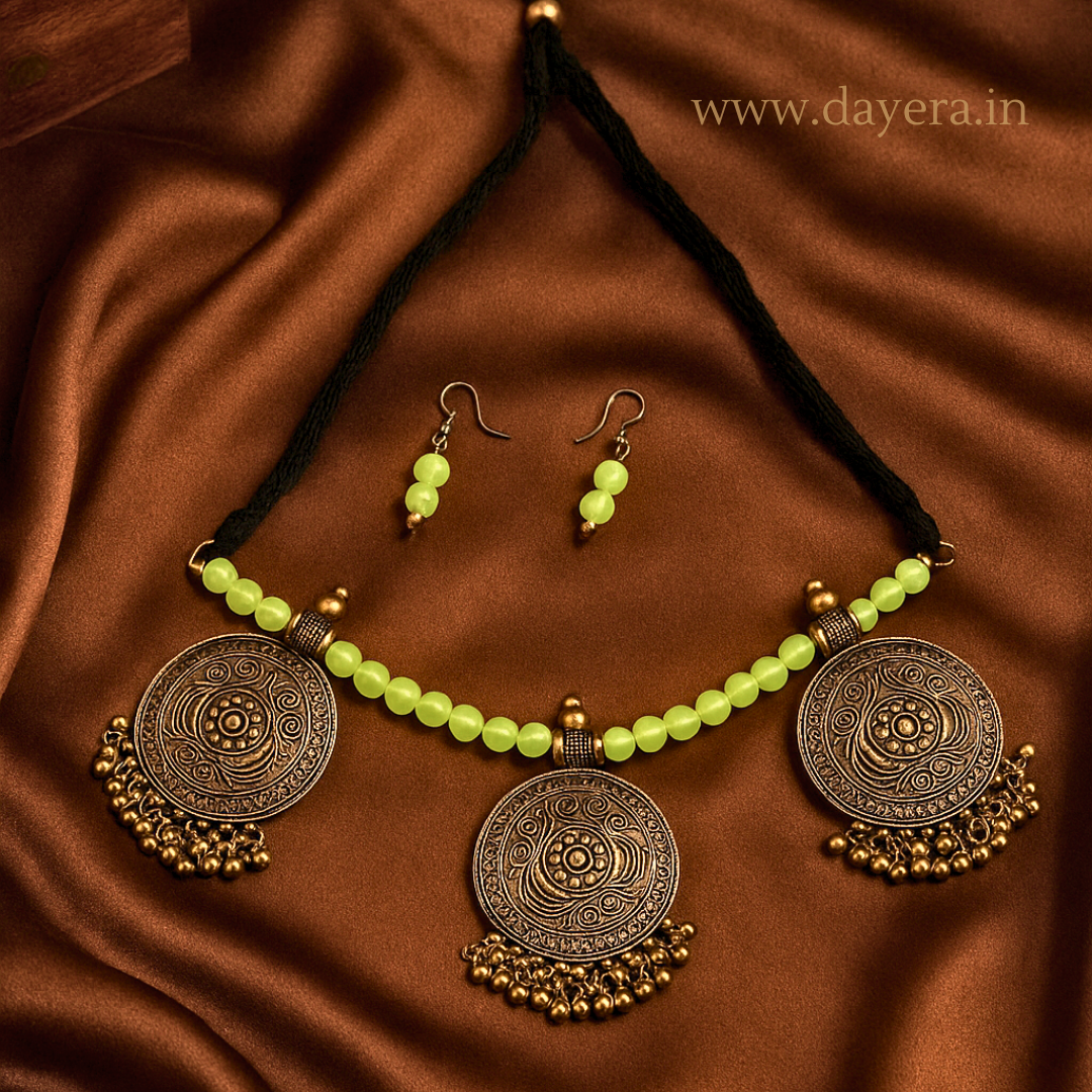 Triveni Haar – by DAYERA